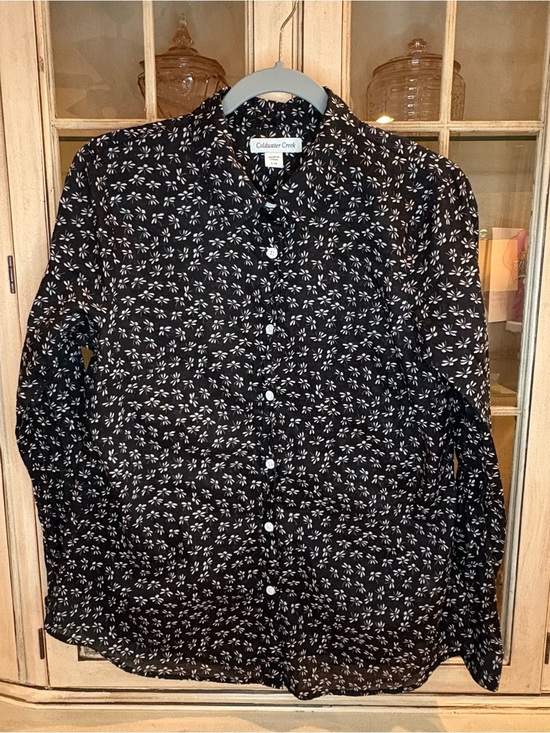 Coldwater Creek Tops - Coldwater Creek 100% Cotton Button Down Shirt in Black with White Flowers